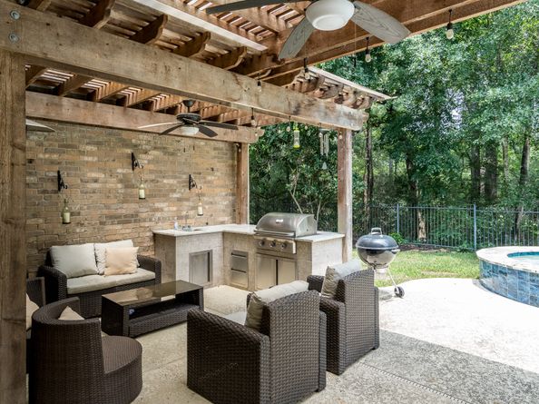 11 Dahlia Trail Place, The Woodlands TX 77382