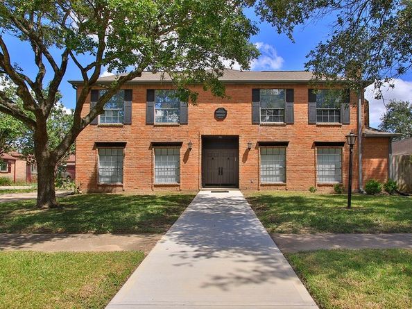 8006 Albin Lane, Houston TX 77071
