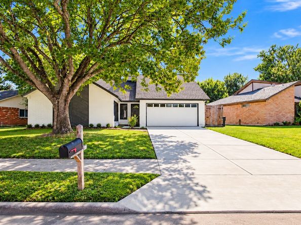 718 Land Grant Drive, Richmond TX 77406