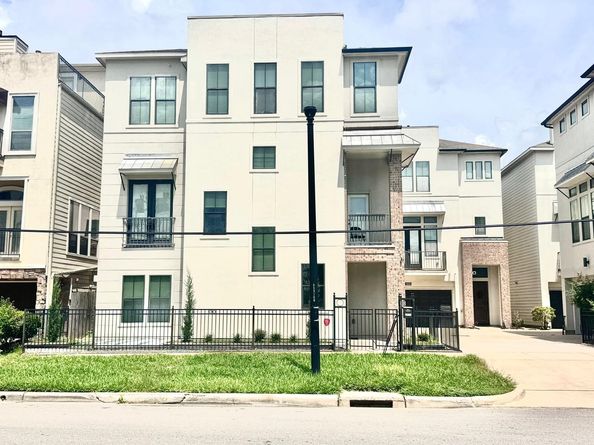 3610 Chenevert Street, Houston TX 77004