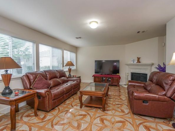 1546 Kew Garden Drive, Houston TX 77047