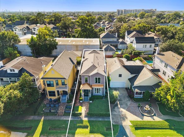 1325 Ashland Street, Houston TX 77008