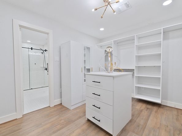11707 Fawnview Drive, Houston TX 77070