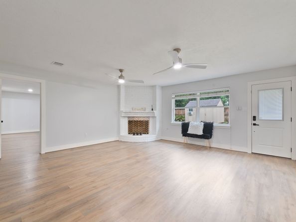 11707 Fawnview Drive, Houston TX 77070