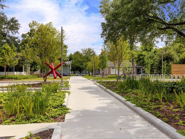 1640 Sul Ross Street, Houston TX 77006