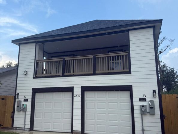 6742 MADRID Street, Houston TX 77021