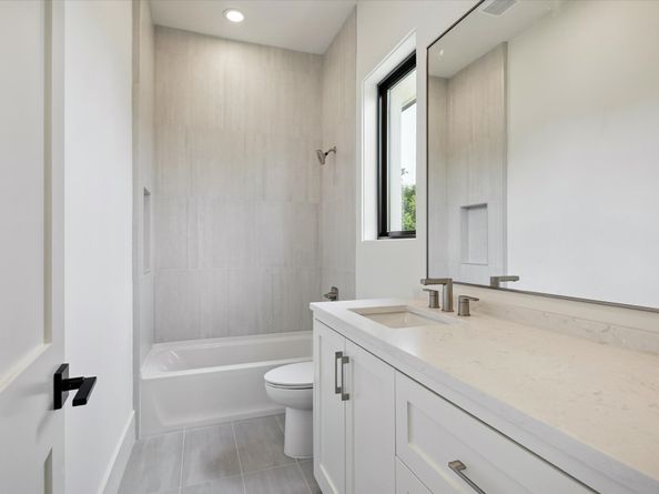 6534 Corbin Street, Houston TX 77055