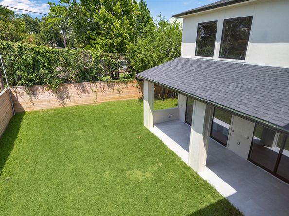 6534 Corbin Street, Houston TX 77055
