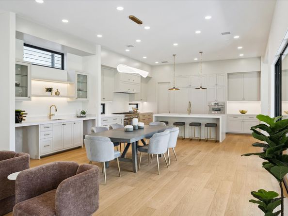 6534 Corbin Street, Houston TX 77055