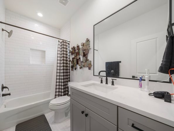 1503 Evelyn Street, Houston TX 77009