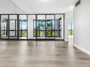5001 Woodway Drive 705, Houston TX 77056