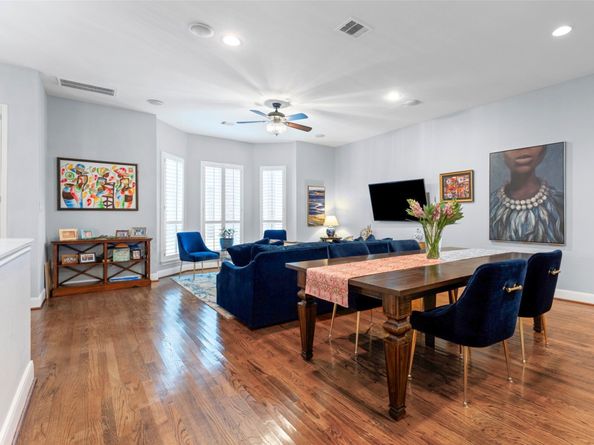 1010 Studer Street, Houston TX 77007