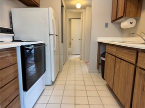 16111 Aspenglenn Drive 502, Houston TX 77084