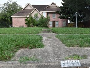 8018 Via Bella Drive, Houston TX 77083