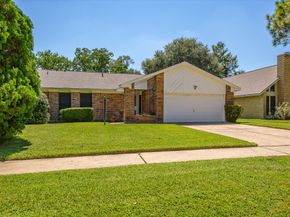 15718 Havenhurst Drive, Houston TX 77059