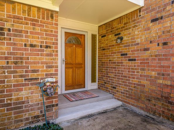 15718 Havenhurst Drive, Houston TX 77059