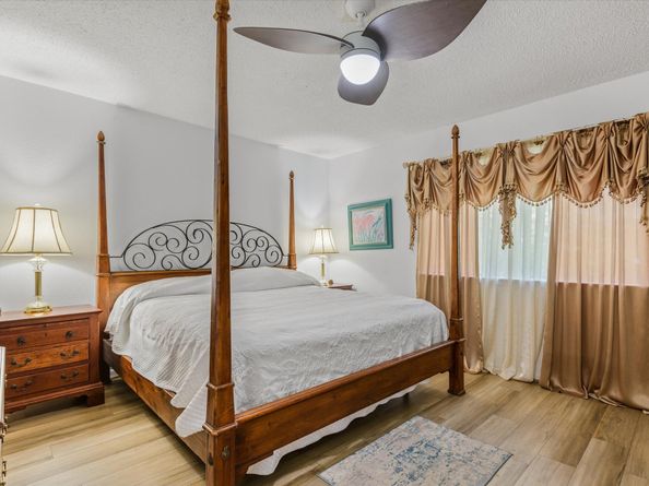 15718 Havenhurst Drive, Houston TX 77059