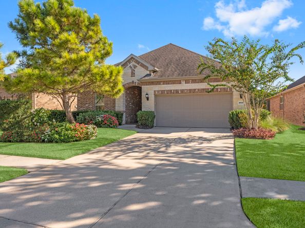 253 Palomino Court, The Woodlands TX 77382