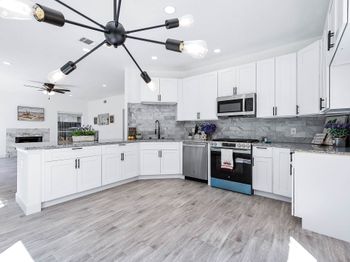 13547 Pasa Robles Lane