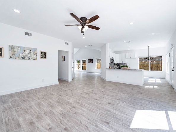 13547 Pasa Robles Lane, Houston TX 77083
