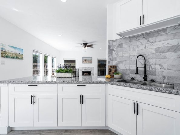 13547 Pasa Robles Lane, Houston TX 77083