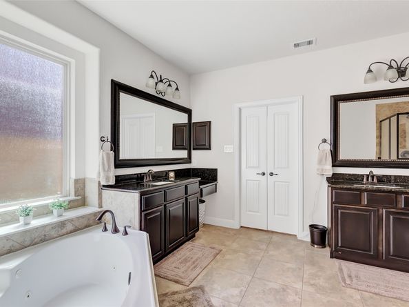 14706 Castle Cove Lane, Houston TX 77044