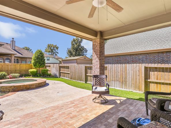 14706 Castle Cove Lane, Houston TX 77044