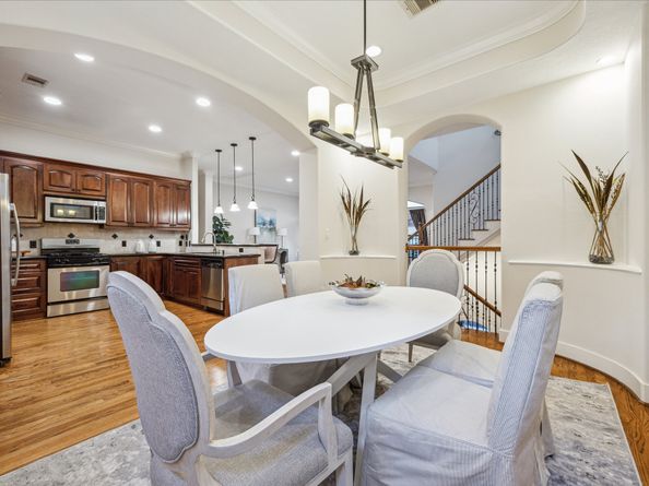 937 W 21st Street, Houston TX 77008