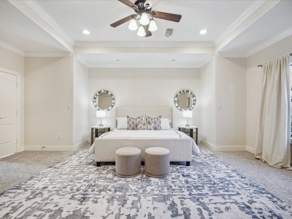 937 W 21st Street, Houston TX 77008