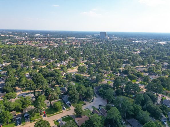 9611 Thistle Trail Drive, Houston TX 77070