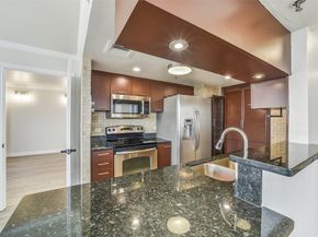 3525 Sage Road 515, Houston TX 77056