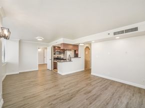 3525 Sage Road 515, Houston TX 77056