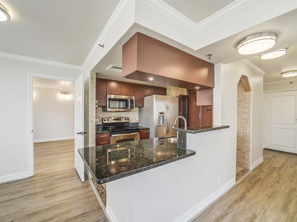 3525 Sage Road 515, Houston TX 77056