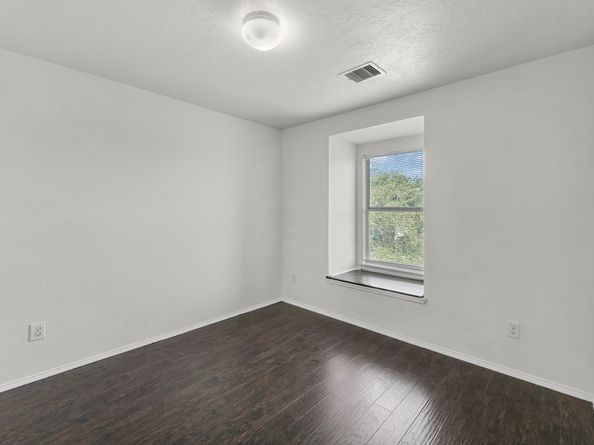 2626 Skyview Cove Court, Houston TX 77047