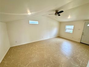 4109 Edison Street, Houston TX 77009