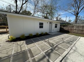 4109 Edison Street, Houston TX 77009