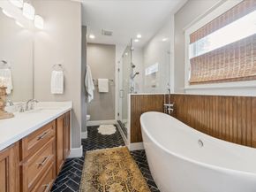 1111 W Gardner Street, Houston TX 77009