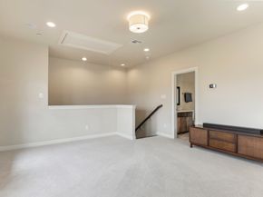 2032 S Fannin Station S, Houston TX 77045