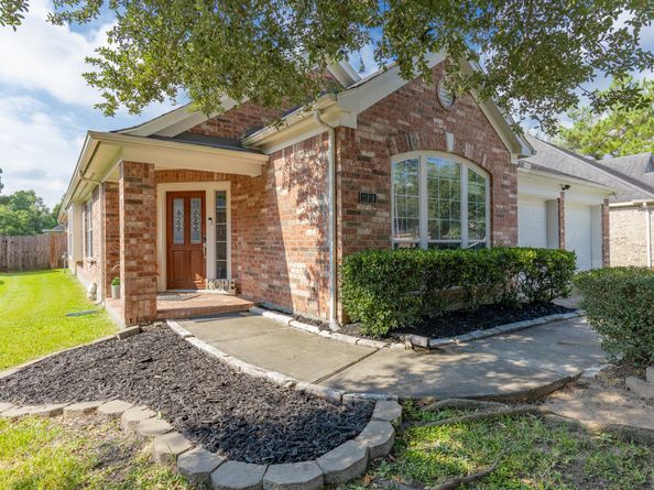 11818 Rainbow Bridge Lane, Humble TX 77346
