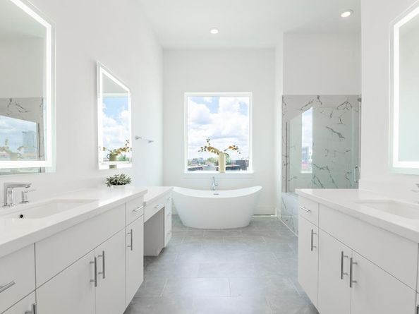 5302 S Capitol, Houston TX 77023