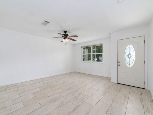 10907 Sageleaf Lane, Houston TX 77089