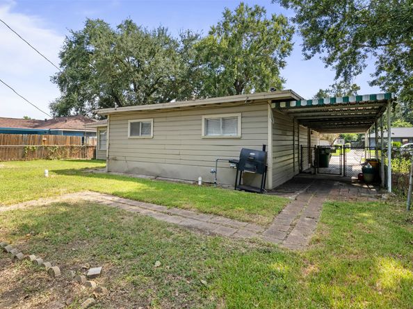 3719 Zephyr Street, Houston TX 77021