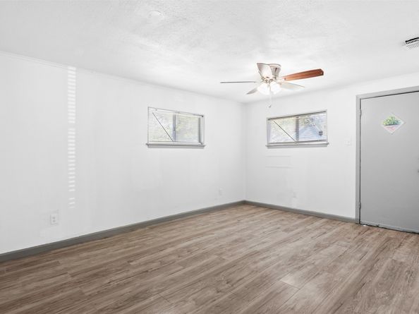 3719 Zephyr Street, Houston TX 77021