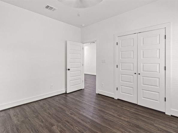 2202 Hoskins Drive, Houston TX 77080