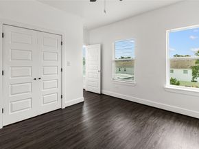 2202 Hoskins Drive, Houston TX 77080