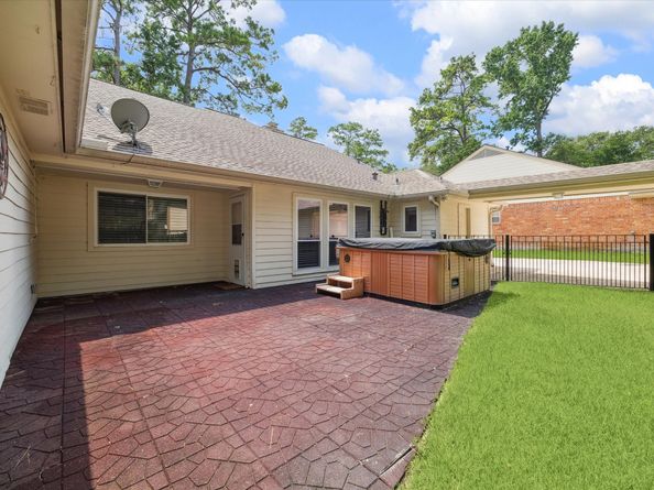 3211 Villa Park Drive, Kingwood TX 77339