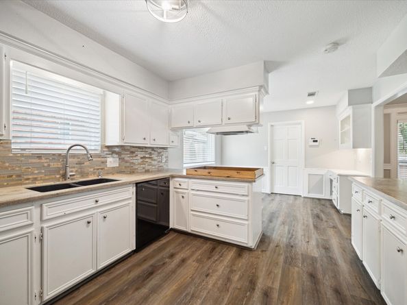 3211 Villa Park Drive, Kingwood TX 77339