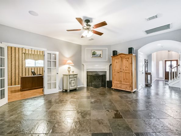 12902 Chalfield Circle, Houston TX 77044