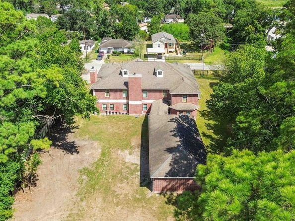 8438 Darlington Drive, Houston TX 77028