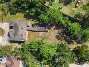 8438 Darlington Drive, Houston TX 77028